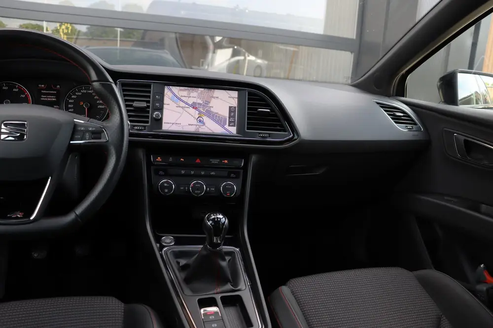 SEAT Leon 1.5 TSI FR Business Intense uit 2019, foto 8