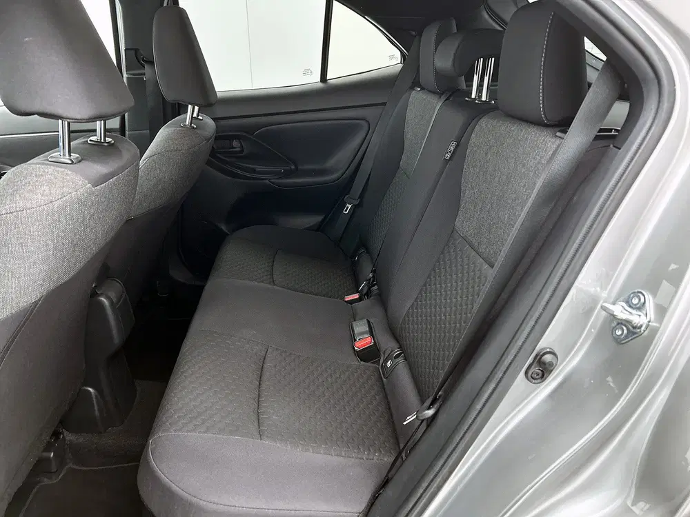 Toyota Yaris Cross 1.5 Hybrid 115 First Edition uit 2024, foto 19