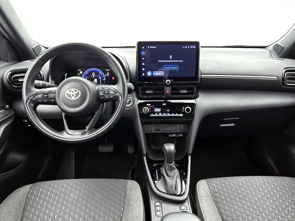 Toyota Yaris Cross 1.5 Hybrid 115 First Edition uit 2024, foto 4