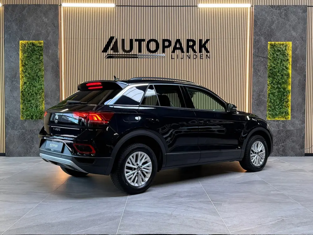 Volkswagen T-Roc 1.5 TSI Life AUTOMAAT|LED|DEALER ONDERHOUDE uit 2023, foto 5