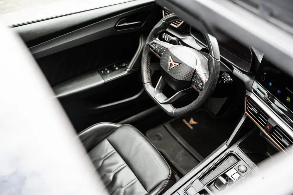 Cupra Leon 1.5 eTSI Business Edition 150PK uit 2024, foto 9