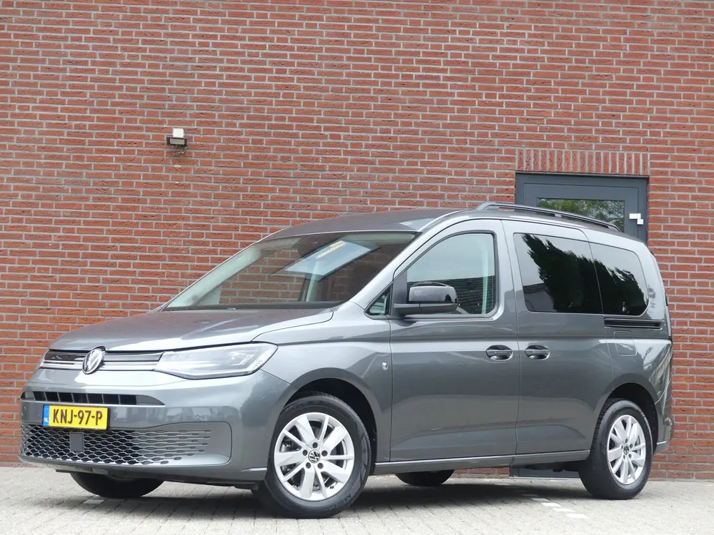 Volkswagen Caddy 1.5 TSI Automaat / Full LED / Carplay uit 2023