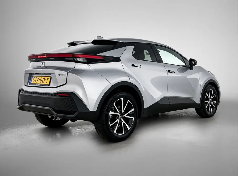 Toyota C-Hr 1.8 Hybrid 140 Dynamic uit 2025, foto 3