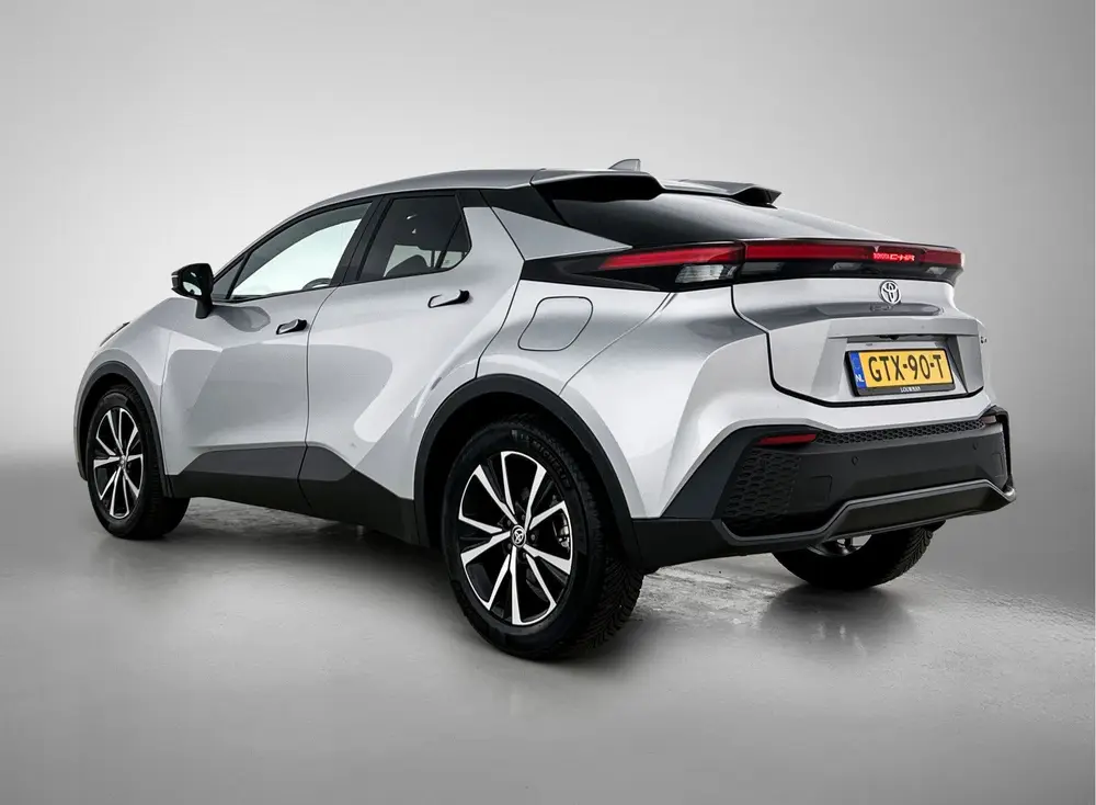 Toyota C-Hr 1.8 Hybrid 140 Dynamic uit 2025, foto 4