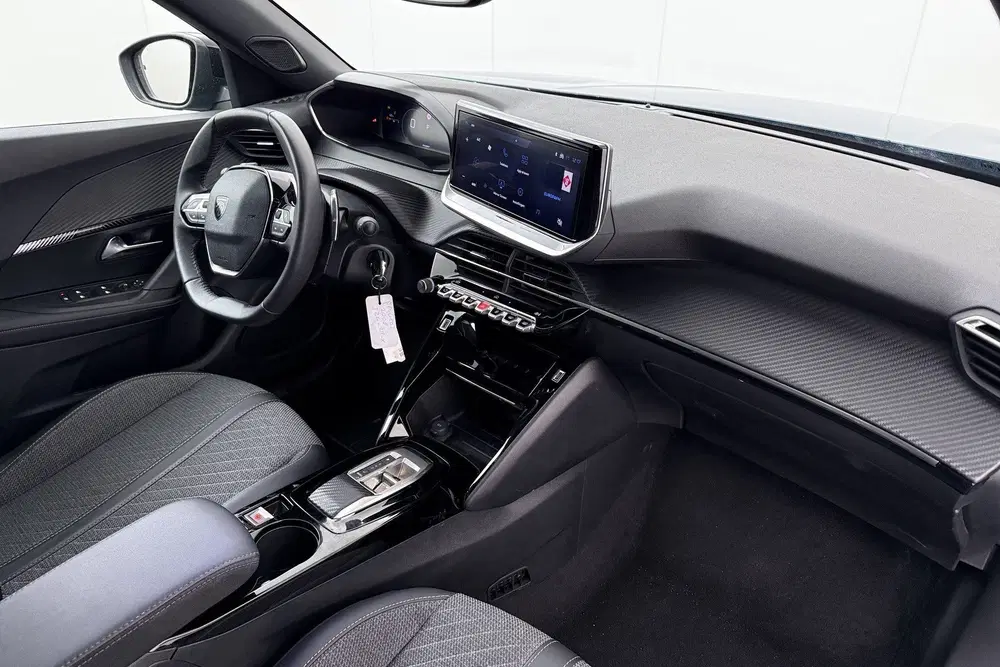 Peugeot 2008 Hybrid 145 PK Aut. Allure Half-Leder Clima uit 2025, foto 15