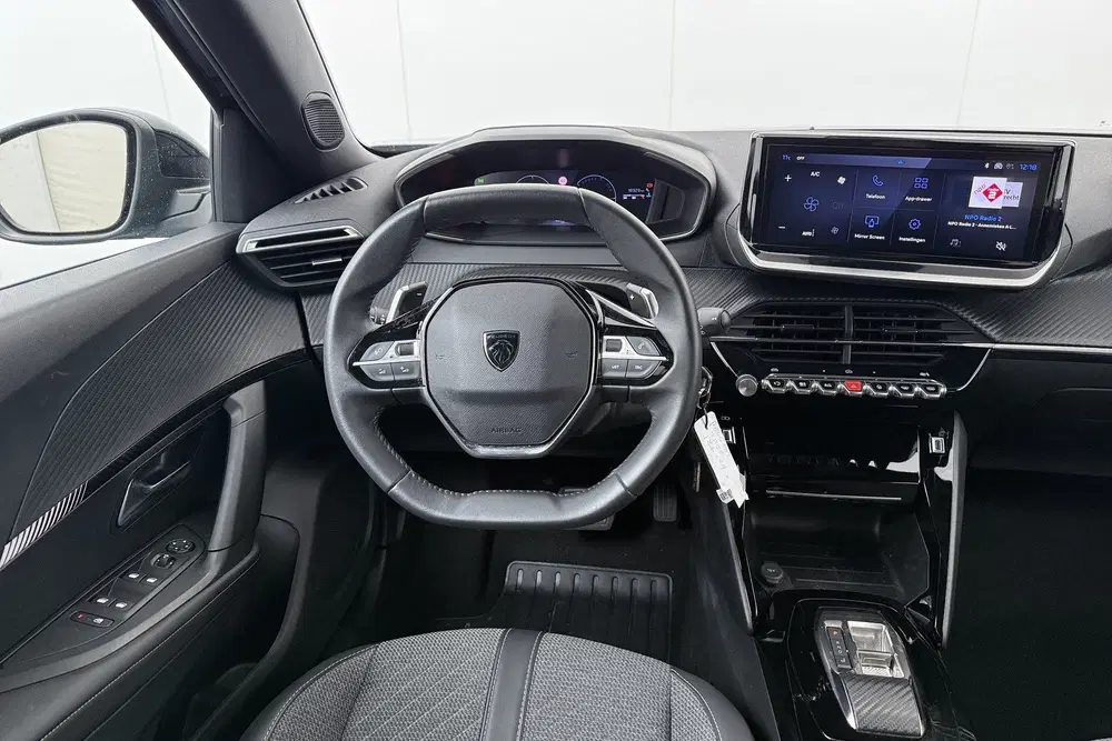Peugeot 2008 Hybrid 145 PK Aut. Allure Half-Leder Clima uit 2025, foto 8