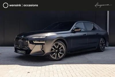 BMW i7 M70 xDrive 106 kWh uit 2023