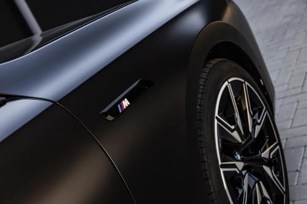 BMW i7 M70 xDrive 106 kWh uit 2023, foto 11