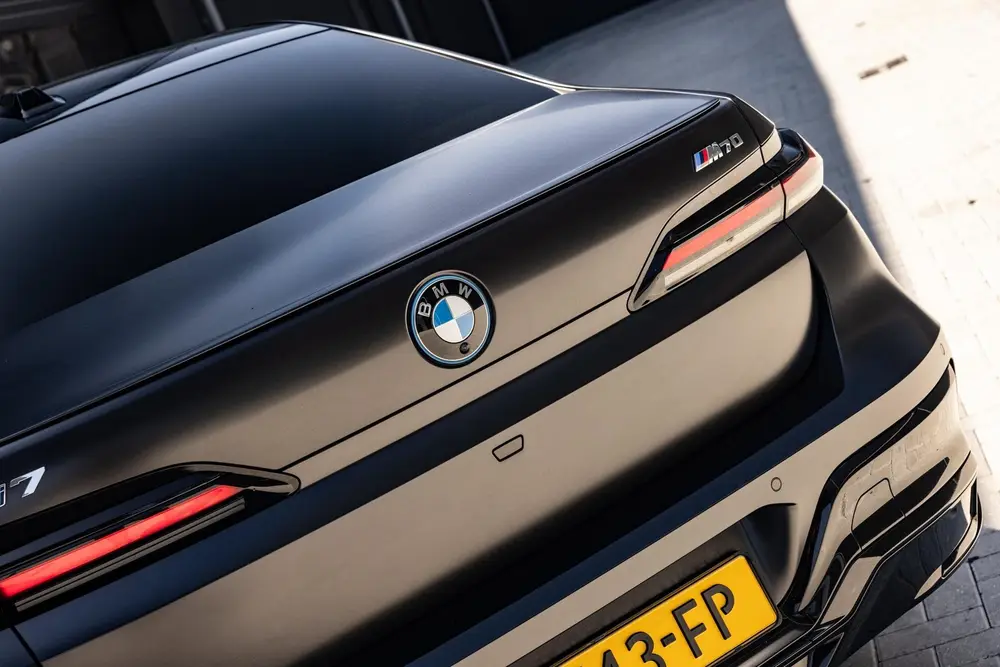 BMW i7 M70 xDrive 106 kWh uit 2023, foto 6