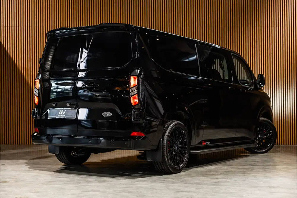 Ford Transit Custom 320 2.0 TDCI L2H1 DC uit 2024, foto 7