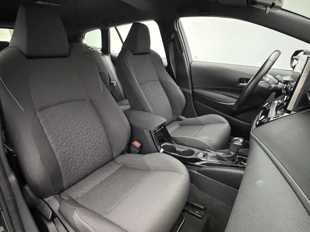 Toyota Corolla 1.8 Hybrid Business uit 2020, foto 16