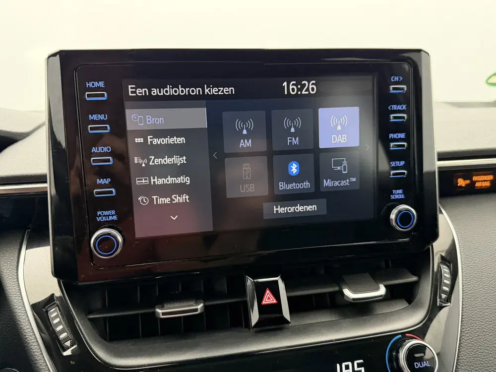 Toyota Corolla 1.8 Hybrid Business uit 2020, foto 19