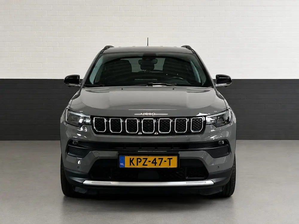 Jeep Compass Limited sting gray uit 2021, foto 3