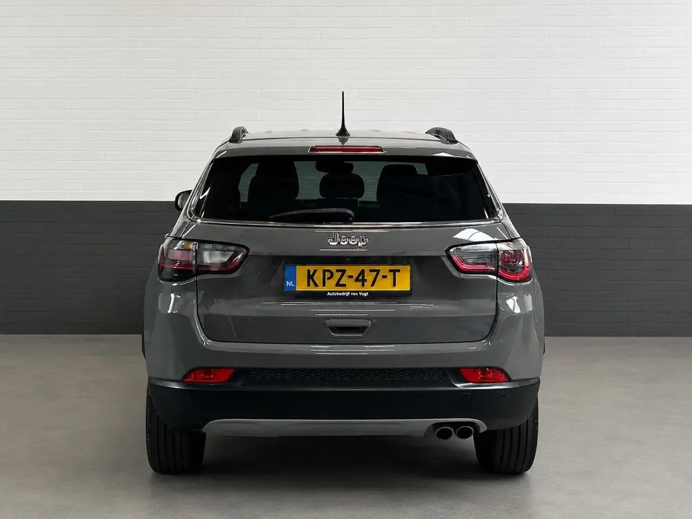 Jeep Compass Limited sting gray uit 2021, foto 5