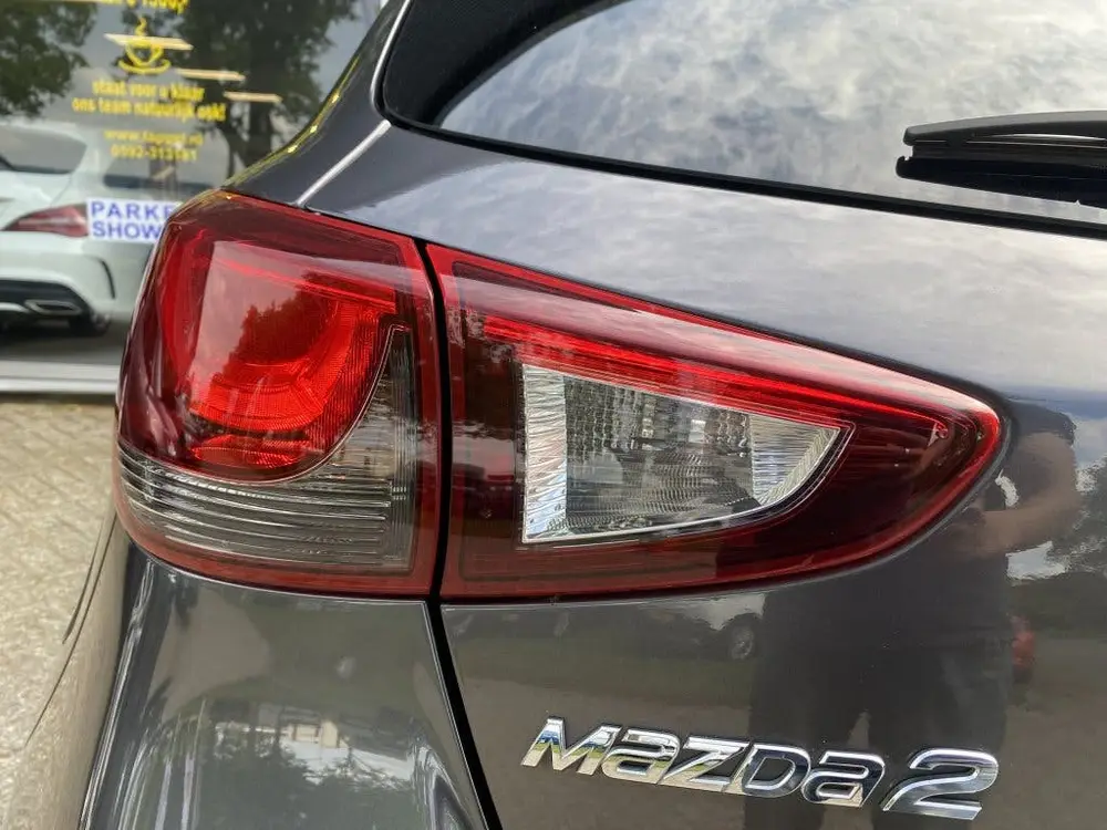 Mazda 2 1.5 Skyactiv-G GT-M Camera/HUD (bj 2019) uit 2019, foto 12