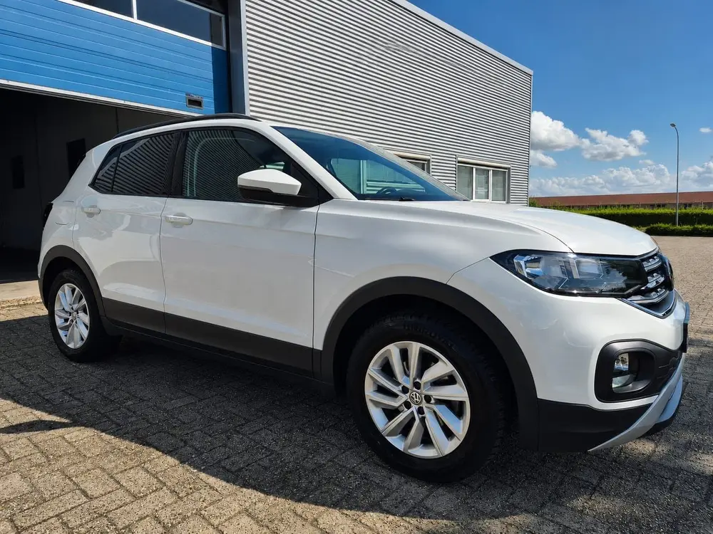 Volkswagen T-Cross 1.0 TSI Life 70Kw / 95Pk uit 2020, foto 2