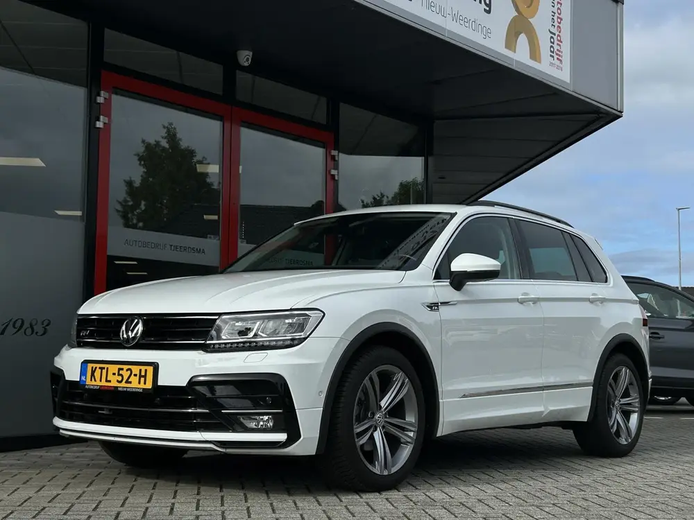 Volkswagen Tiguan 1.5 TSI R-Line | Trekhaak | Adaptieve Crui uit 2019, foto 2