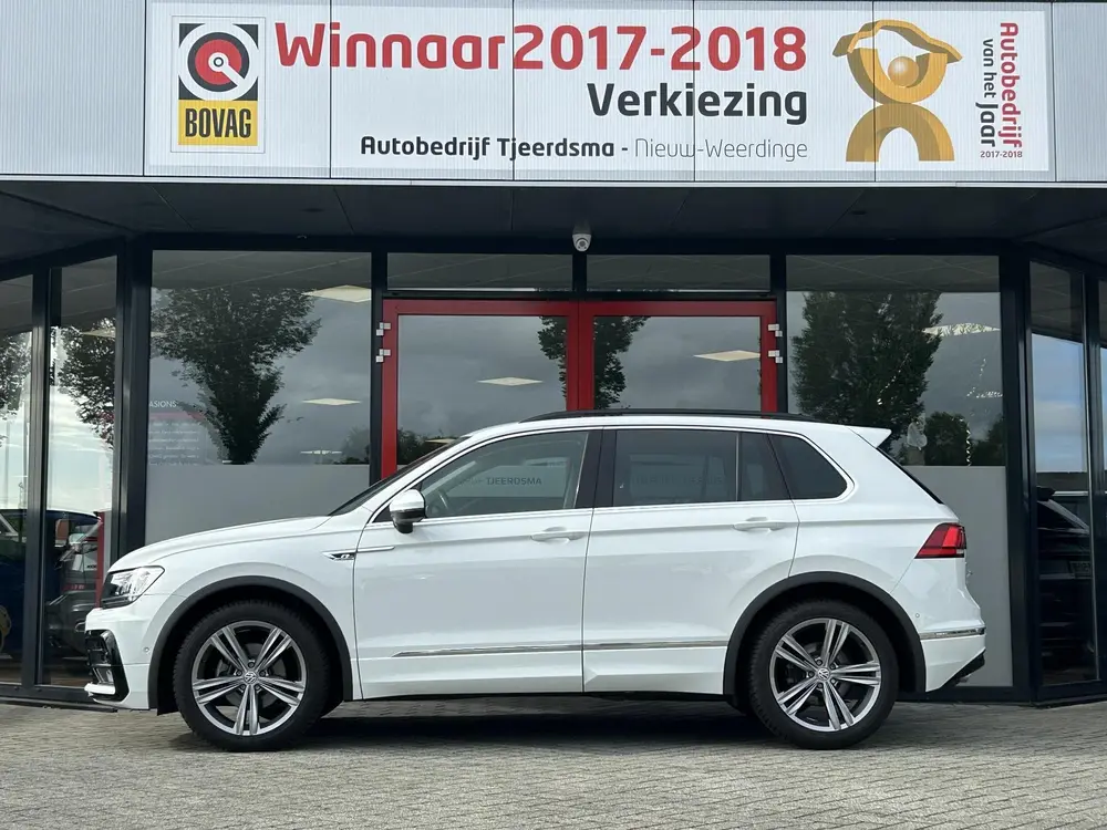 Volkswagen Tiguan 1.5 TSI R-Line | Trekhaak | Adaptieve Crui uit 2019, foto 3