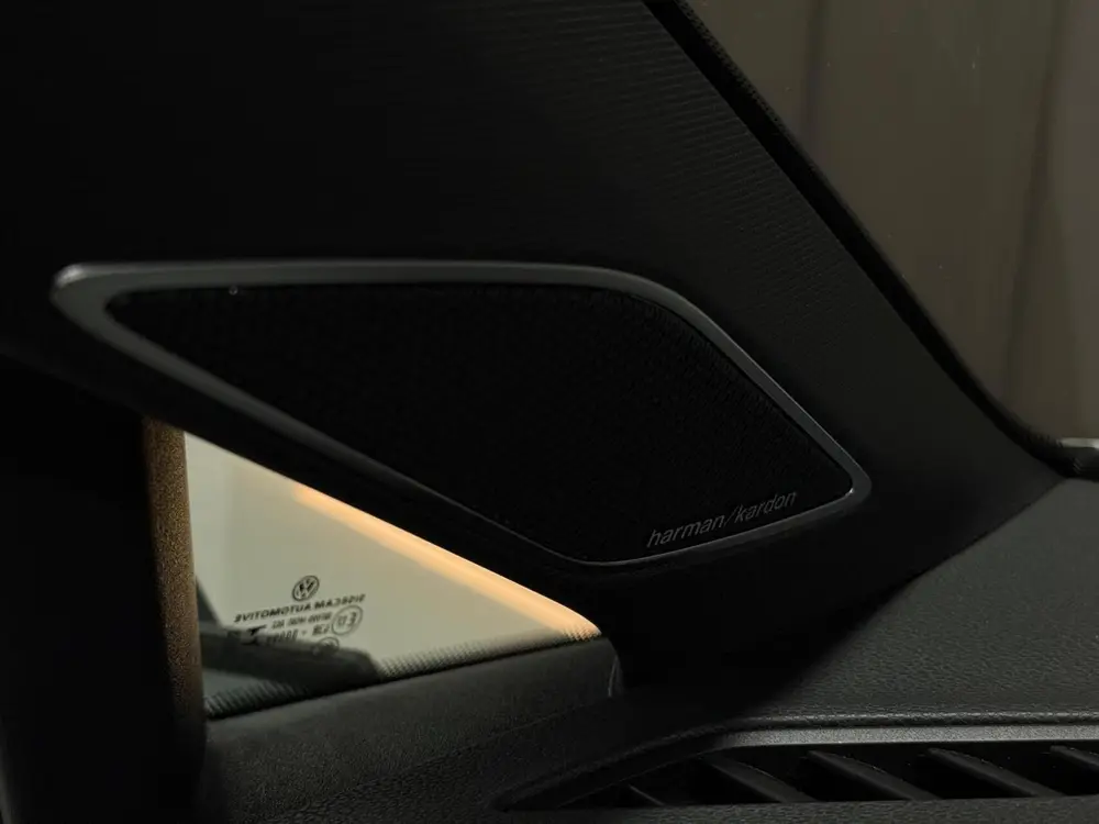 Volkswagen Golf 2.0 TSI R 4Motion|PERF|AKRA|DCC|PANO|HK|MEMO uit 2022, foto 18