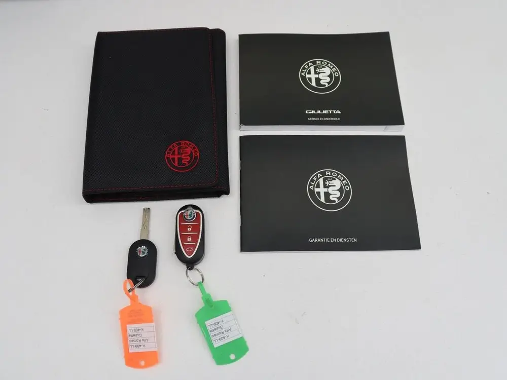 Alfa Romeo Giulietta | Gele accenten | Carpl uit 2021, foto 14