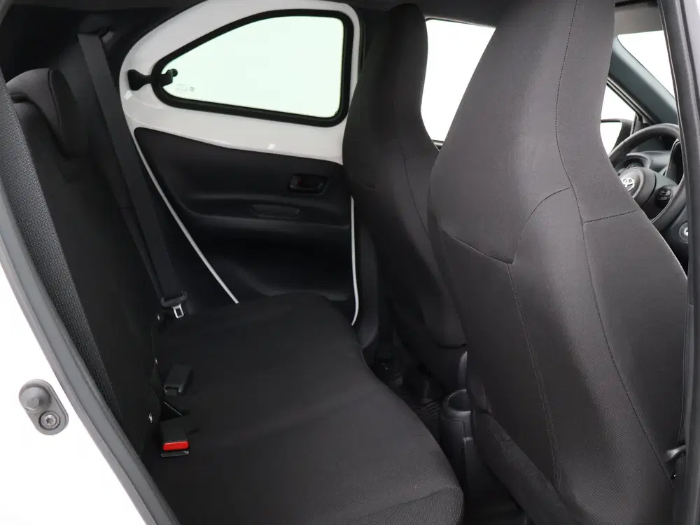 Toyota Aygo X 1.0 VVT-i MT Play *DEMO* uit 2025, foto 17
