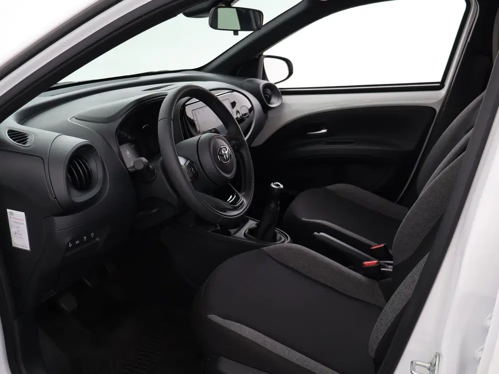 Toyota Aygo X 1.0 VVT-i MT Play *DEMO* uit 2025, foto 18