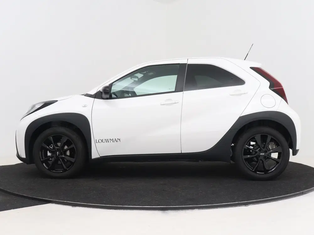 Toyota Aygo X 1.0 VVT-i MT Play *DEMO* uit 2025, foto 3