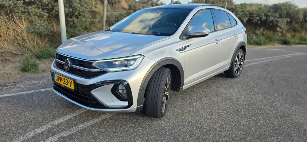 Volkswagen Taigo 1.5 TSI PANO 150pk 3xR-LINE BEATS AUDIO uit 2022, foto 2