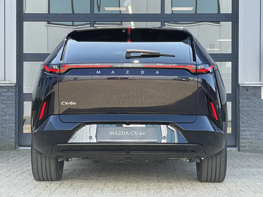 Mazda CX-6e Takumi Plus 78 kWh NAVI uit 2026, foto 4