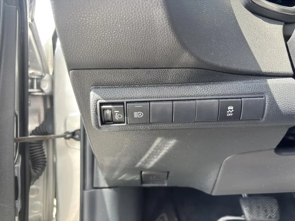 Toyota Corolla 2.0 Hybrid Dynamic uit 2020, foto 13
