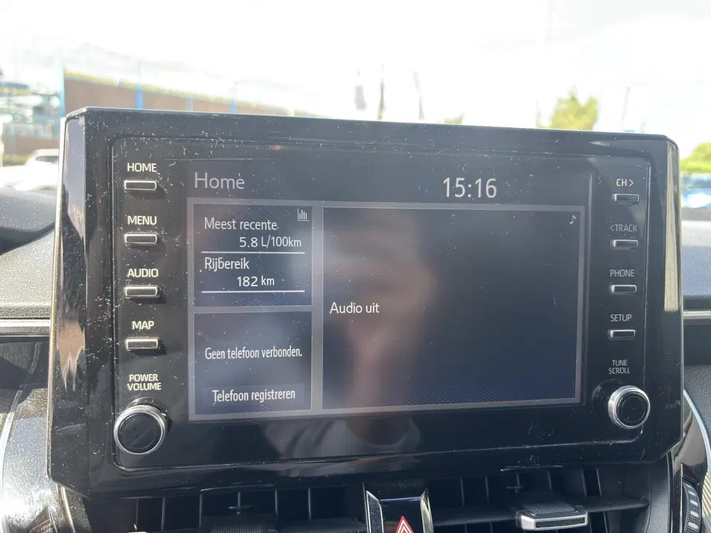 Toyota Corolla 2.0 Hybrid Dynamic uit 2020, foto 16