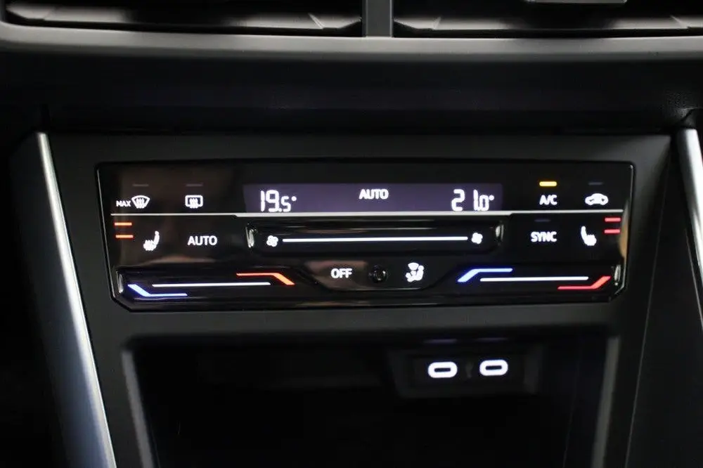 Volkswagen Taigo 1.0 TSI Life Business - Digitaal Cockpit, C uit 2022, foto 8