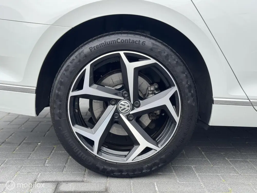 Volkswagen Passat 1.5 TSI Elegance Business R | DSG | Ergo | uit 2019, foto 12