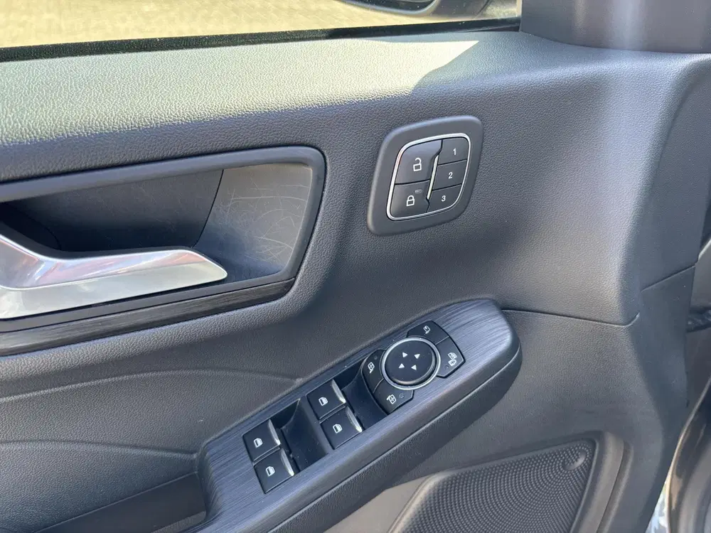 Ford Kuga 2.5 PHEV Vignale uit 2021, foto 15