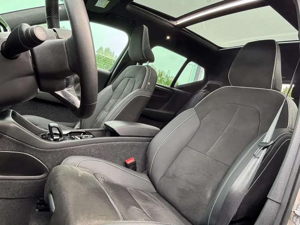Volvo XC40 1.5 T4 Plug-in hybrid Ultimate Bright uit 2022, foto 11