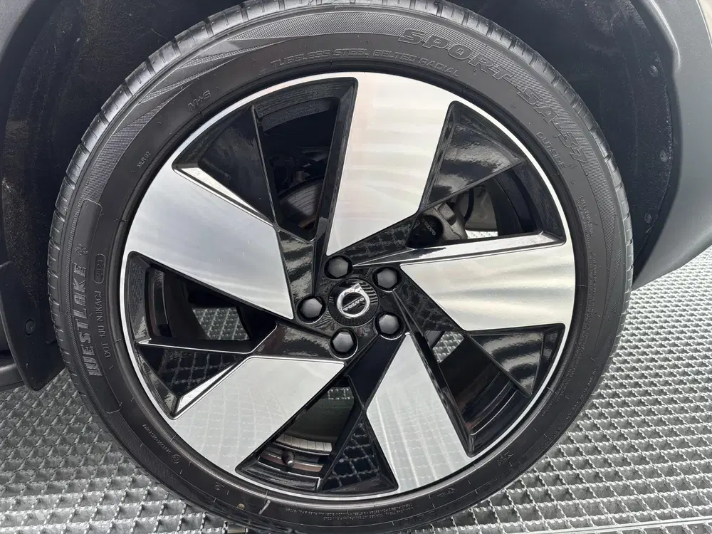 Volvo XC40 1.5 T4 Plug-in hybrid Ultimate Bright uit 2022, foto 5