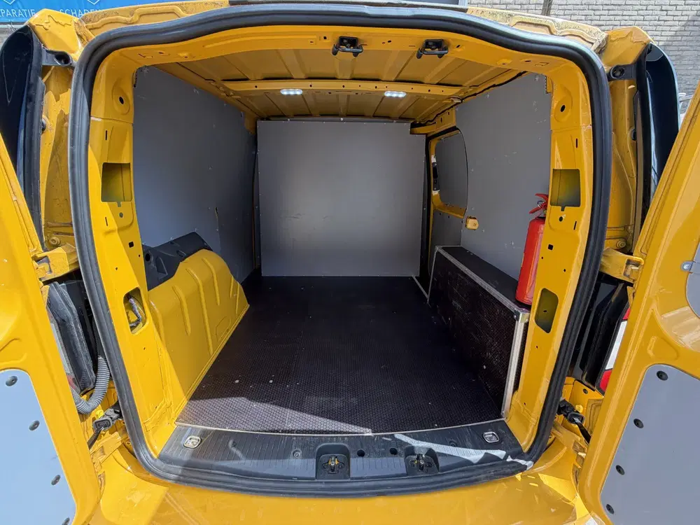 Volkswagen Caddy 2.0 TDI Comfort Cruise control uit 2023, foto 12