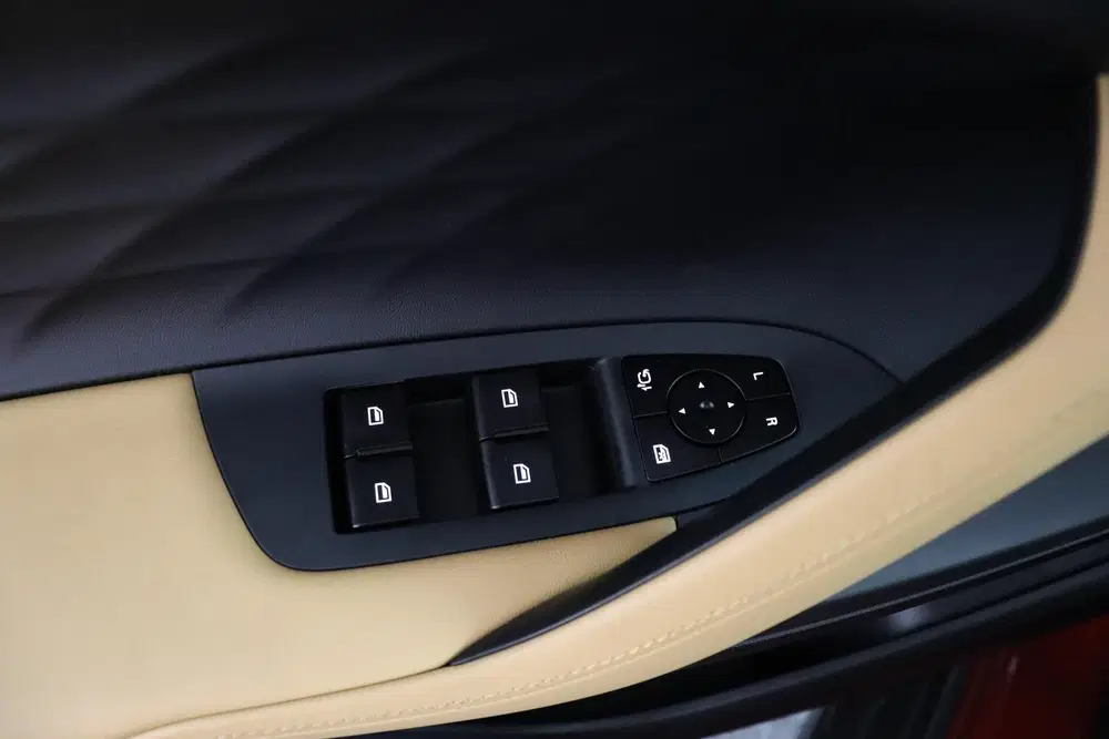 MG HS 1.5 PHEV Aut. Luxury 100 KM electrisch rij uit 2026, foto 20