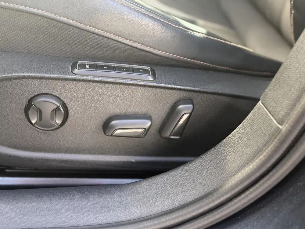 SEAT Leon 1.4 TSI eHybrid PHEV VZ Performance uit 2021, foto 17