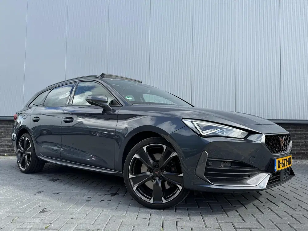 SEAT Leon 1.4 TSI eHybrid PHEV VZ Performance uit 2021, foto 5