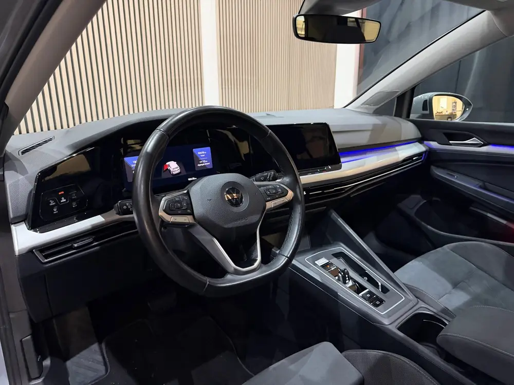 Volkswagen Golf 1.5 eTSI Style DSG Automaat Pano Memory-Mass uit 2021, foto 18
