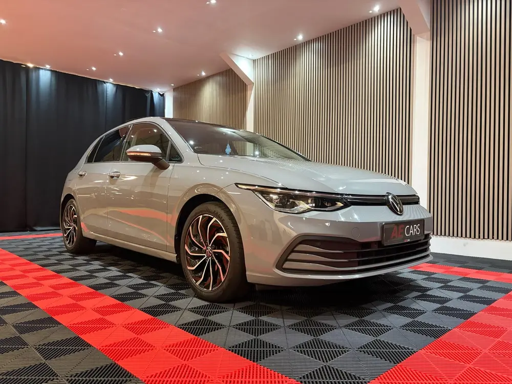 Volkswagen Golf 1.5 eTSI Style DSG Automaat Pano Memory-Mass uit 2021, foto 2