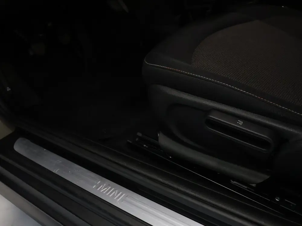 Mini 3-Deurs 1.5 One First Salt [APPLE CARPLAY, CRUISE CONTR uit 2019, foto 10