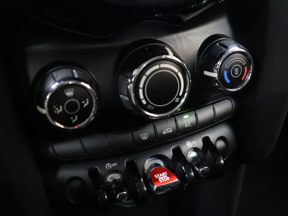 Mini 3-Deurs 1.5 One First Salt [APPLE CARPLAY, CRUISE CONTR uit 2019, foto 16