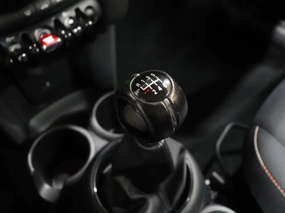 Mini 3-Deurs 1.5 One First Salt [APPLE CARPLAY, CRUISE CONTR uit 2019, foto 17