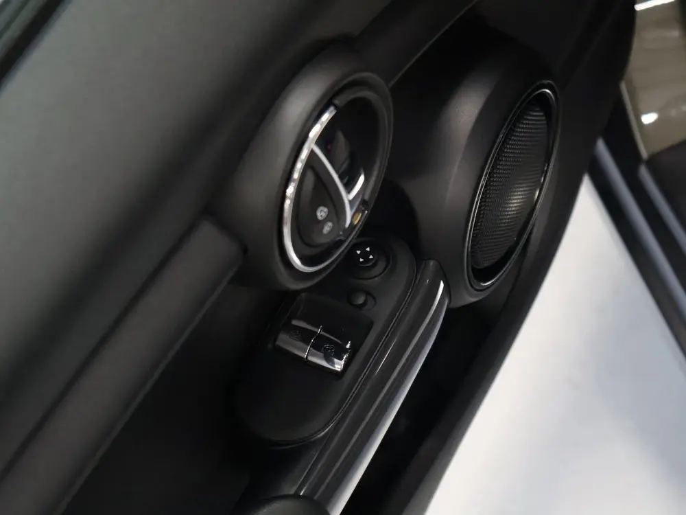 Mini 3-Deurs 1.5 One First Salt [APPLE CARPLAY, CRUISE CONTR uit 2019, foto 9