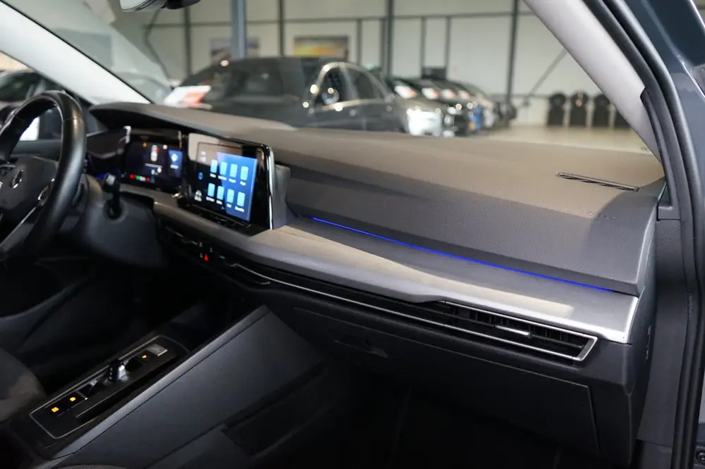 Volkswagen Golf 1.5 eTSI PANO | SFEER | 19'' | IQ | CARPLAY uit 2020, foto 8