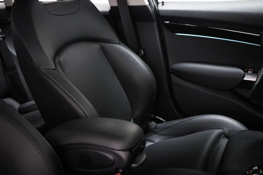 Mini Cooper 1.5 Cooper Business Edition uit 2022, foto 10
