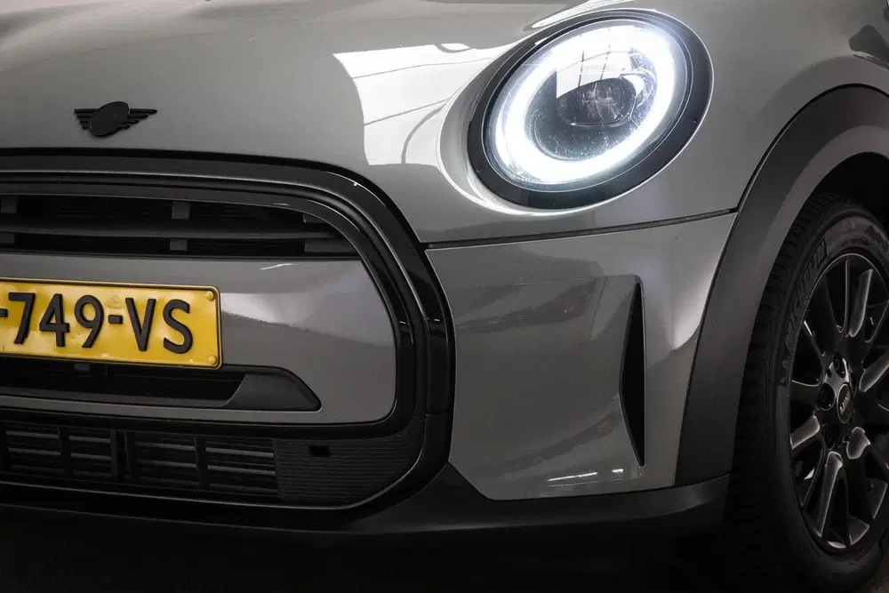 Mini Cooper 1.5 Cooper Business Edition uit 2022, foto 16