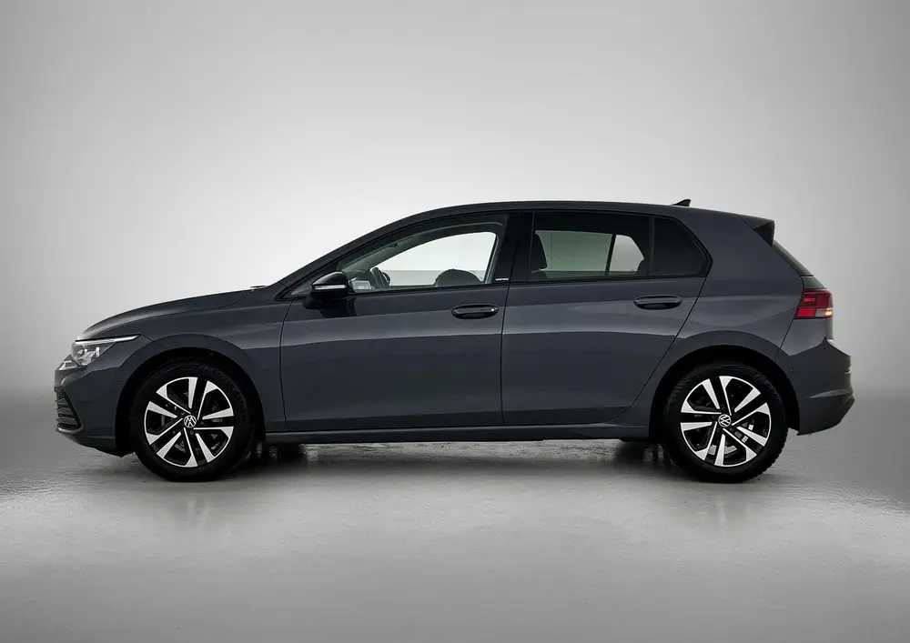 Volkswagen Golf 1.0 eTSI Life | 110 PK | Automaat | Adaptiev uit 2020, foto 2